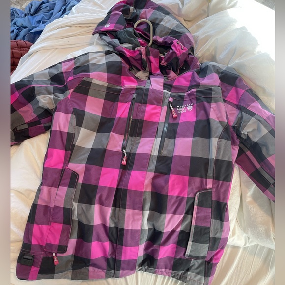 Women’s size large Mountain Hardwear snowboarding jacket - Picture 1 of 2